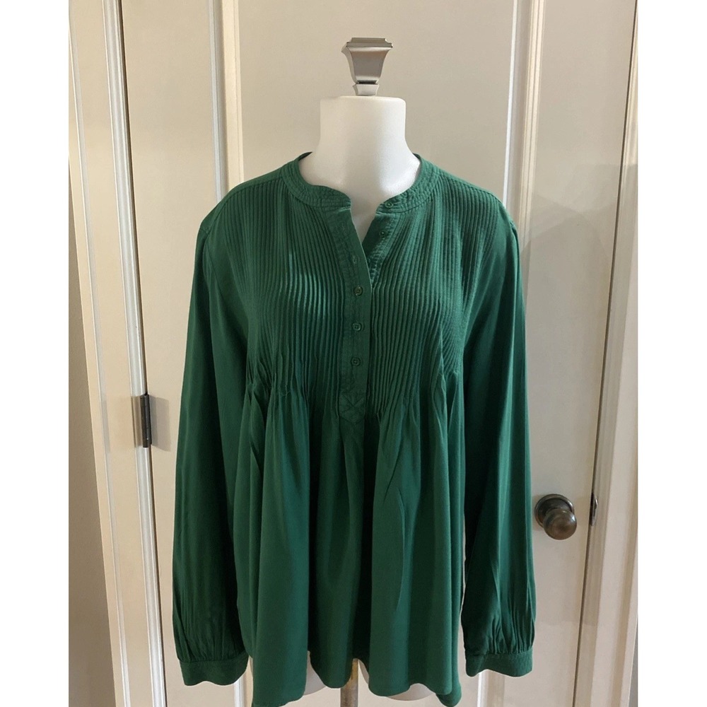Sundance Mystic Falls Pintuck V-Neck Blouse Top Green Size L Pullover